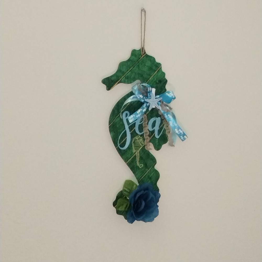 Sea horse art - wood hanging art - fake flowers decor 